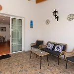 Fina Villa