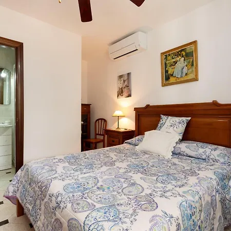 Fina Villa
