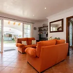 Villa Fina *